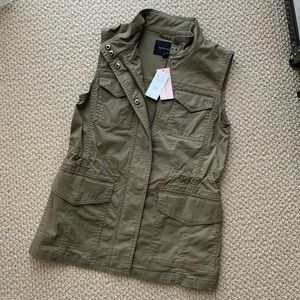 BNWT Banana Republic twill military vest